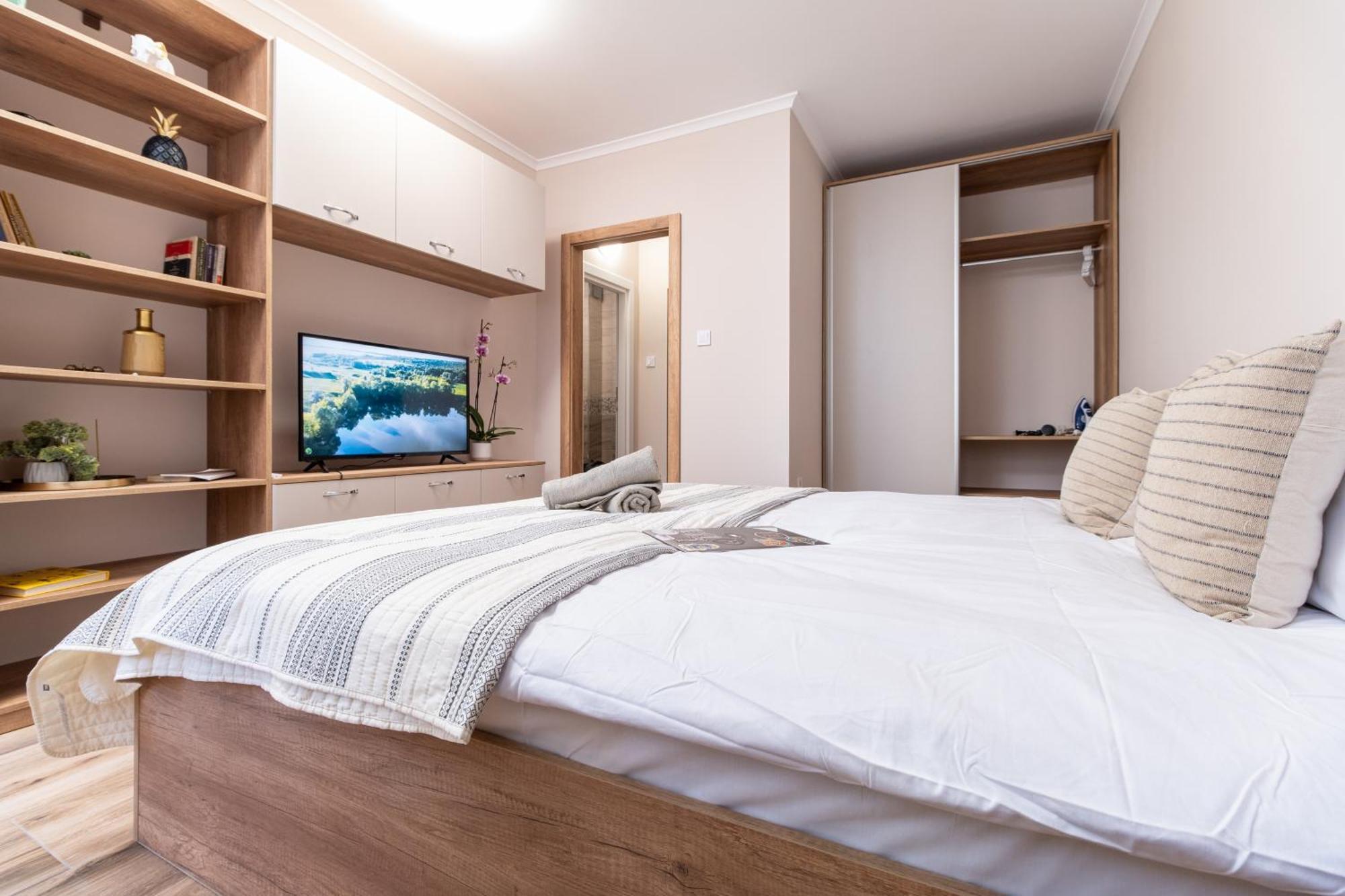 Modern & Elegant City Center Apartments Plovdiv Exterior photo